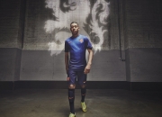 PG电子试玩-若日尼奥中场魔术点亮赛场，瑞典力克日本展现欧洲足球底蕴