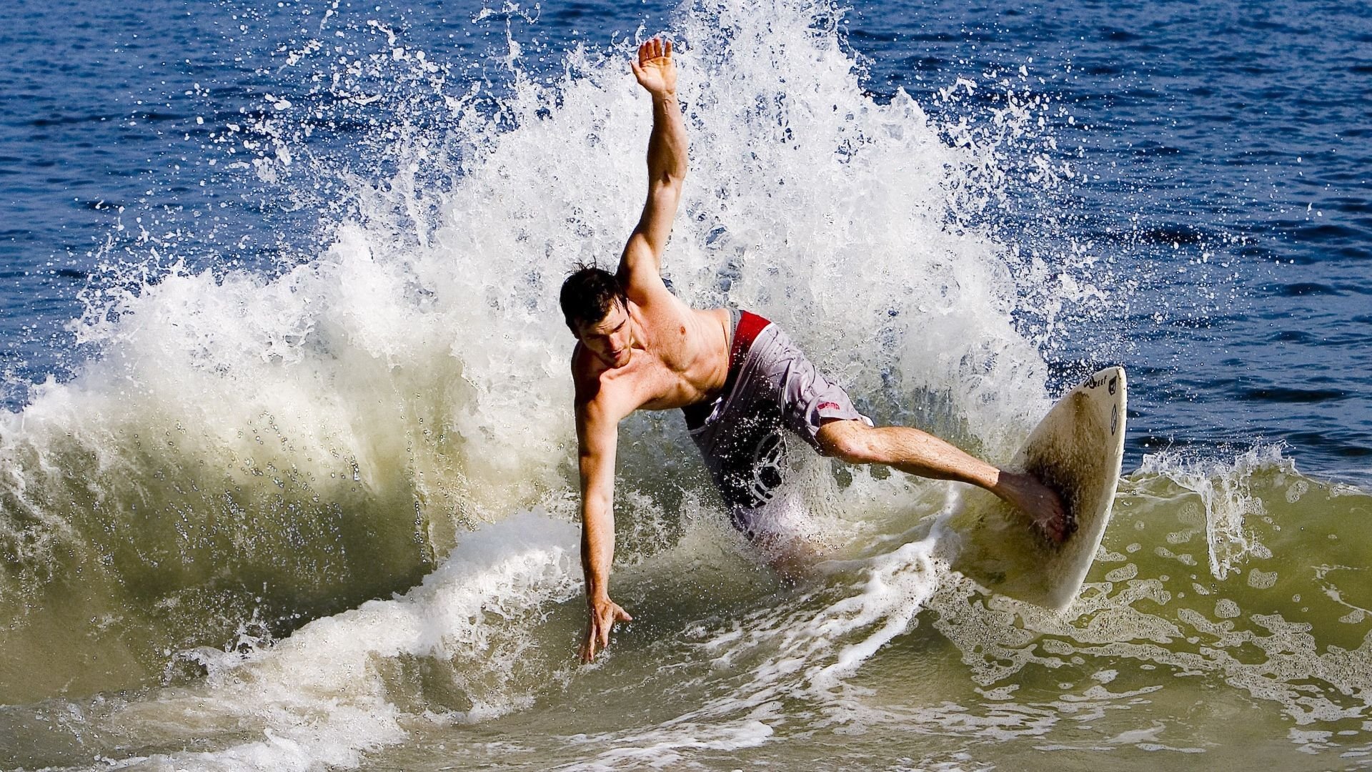 绿茵场上的权力更迭，孙兴慜一手导演的阿尔及利亚式终结