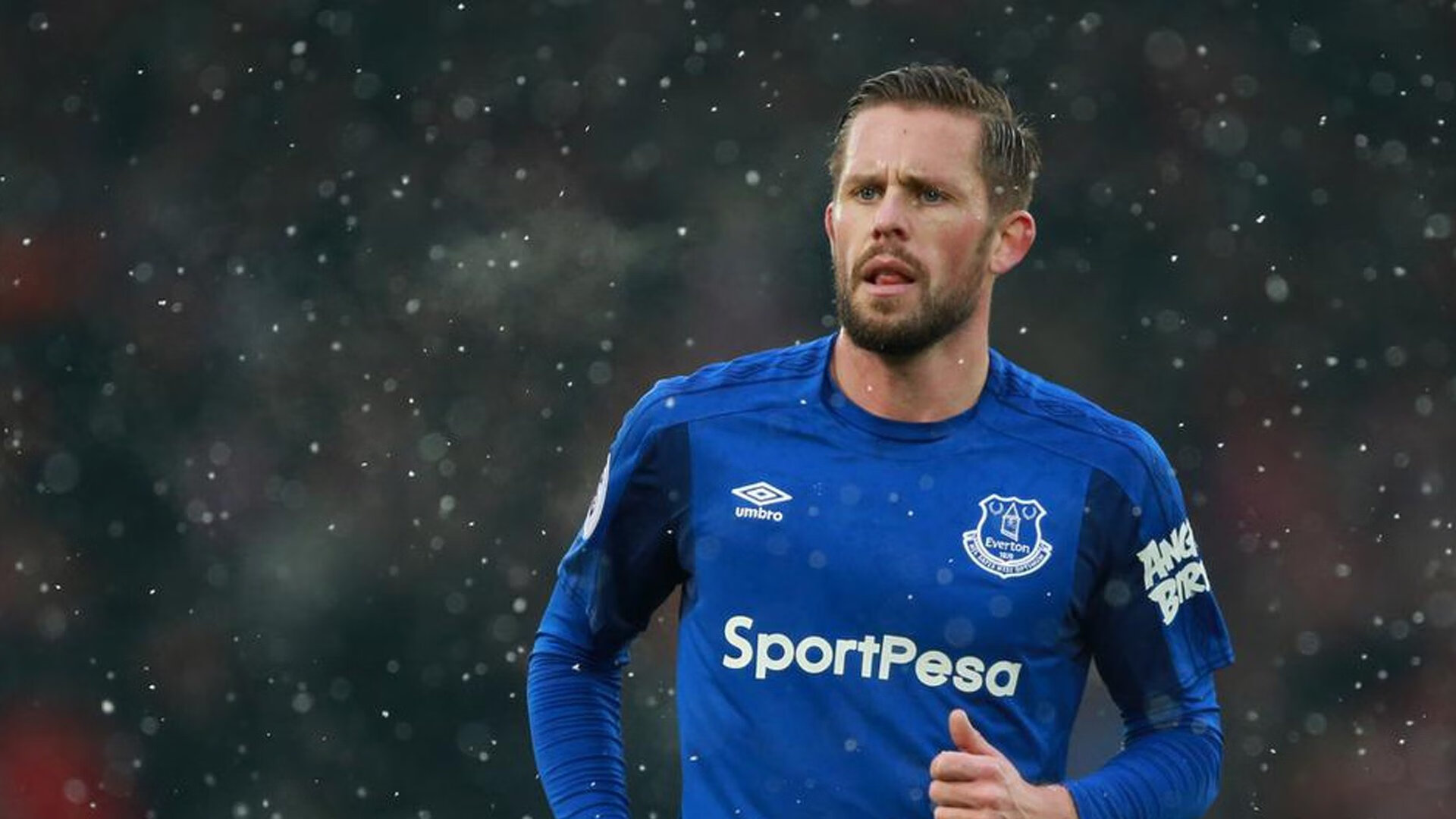 法拉利完胜梅赛德斯，皮亚斯特里关键制胜，新一代车手崛起之战